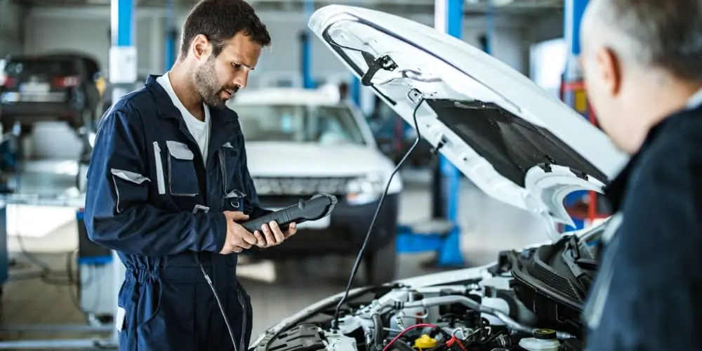 MANDATORY EQUIPMENT FOR VEHICLE INSPECTION